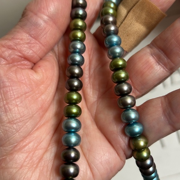 Honors genuine freshwater, Rondell pearl necklace 18 inch - Picture 3 of 7